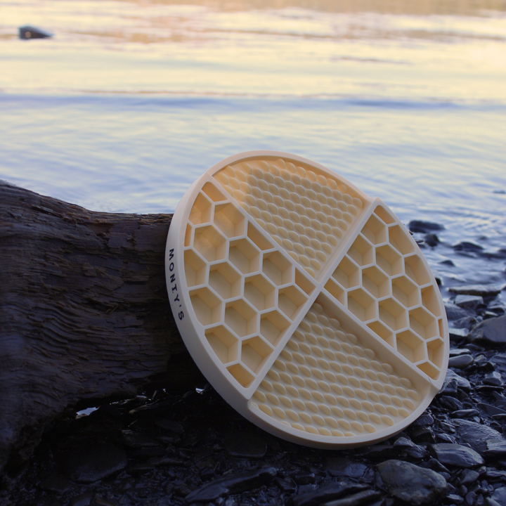 Tapis à lécher à alimentation lente