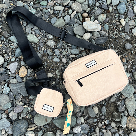 Dog Walking Crossbody Bag with Treat Pouch and Poop Bag Dispenser